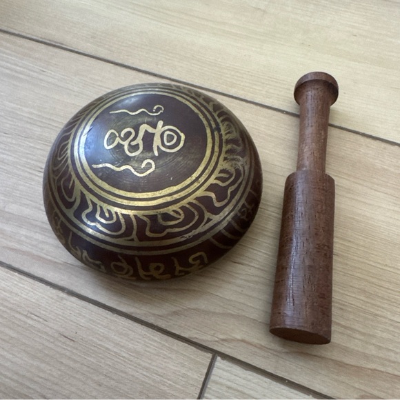 Tibetan Singing Bowl, Meditation, Brass,  Buddhism Musical Bell, Yoga - Picture 3 of 5